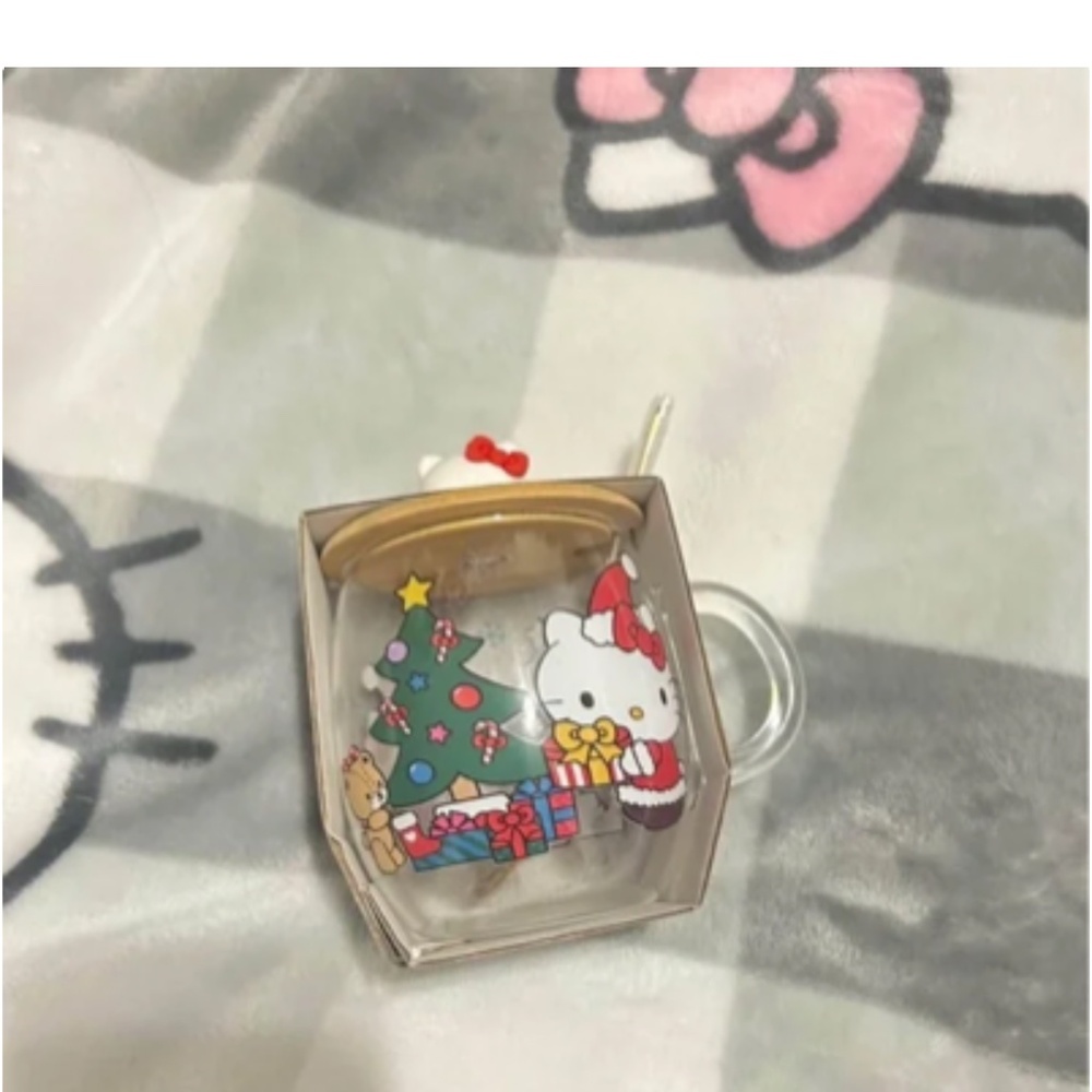 Hello Kitty Christmas Glass Cup